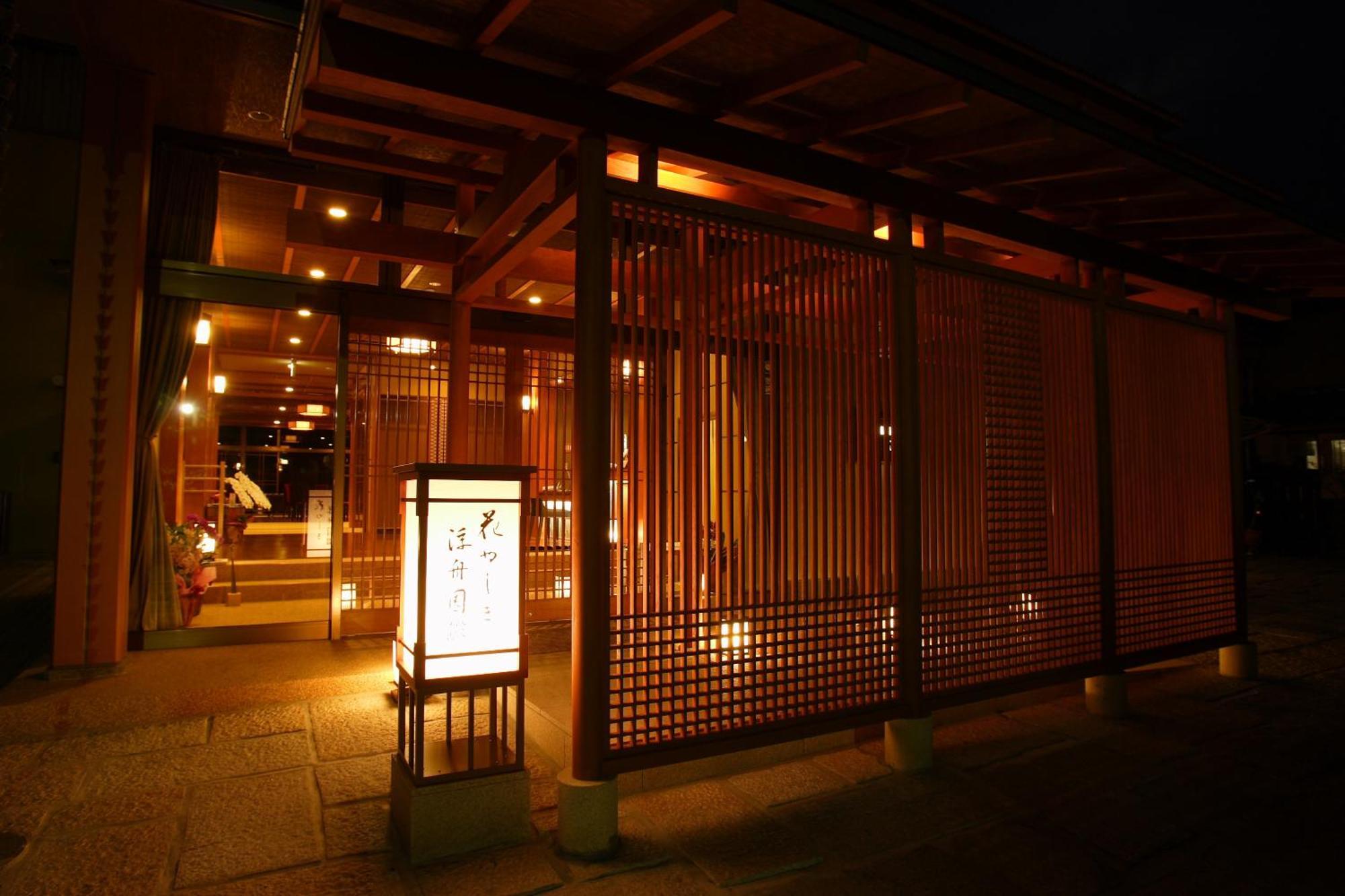 Hanayashiki Ukifune-En Hotel Uji Exterior photo